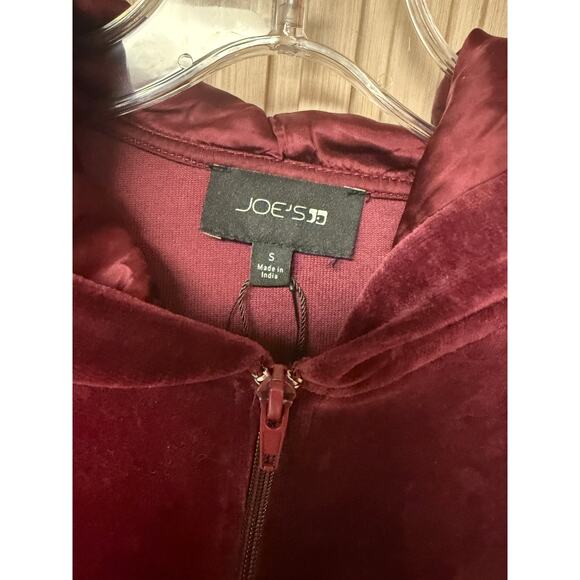 JOE'S Jeans Burgundy Velour Full Zipped Cropped Hooded Jacket Sz S New with Tags - Picture 5 of 11
